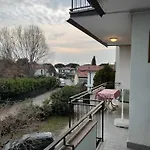 Florida B5-200m Dal Lago, Balcone, Ac