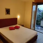Florida B5-200m Dal Lago, Balcone, Ac Apartment *