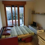 Apartment Florida B5-200m Dal Lago, Balcone, Ac