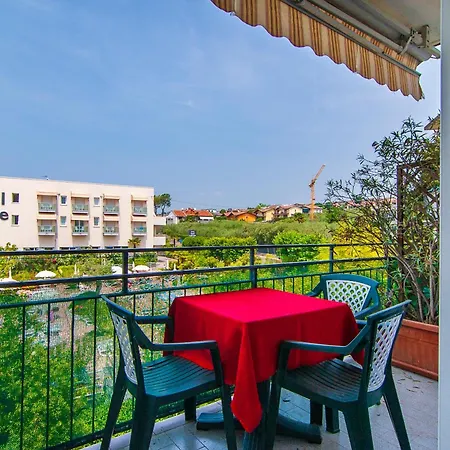 Apartment Florida B5-200m Dal Lago, Balcone, Ac