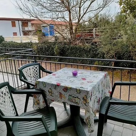Apartment Florida B5-200m Dal Lago, Balcone, Ac